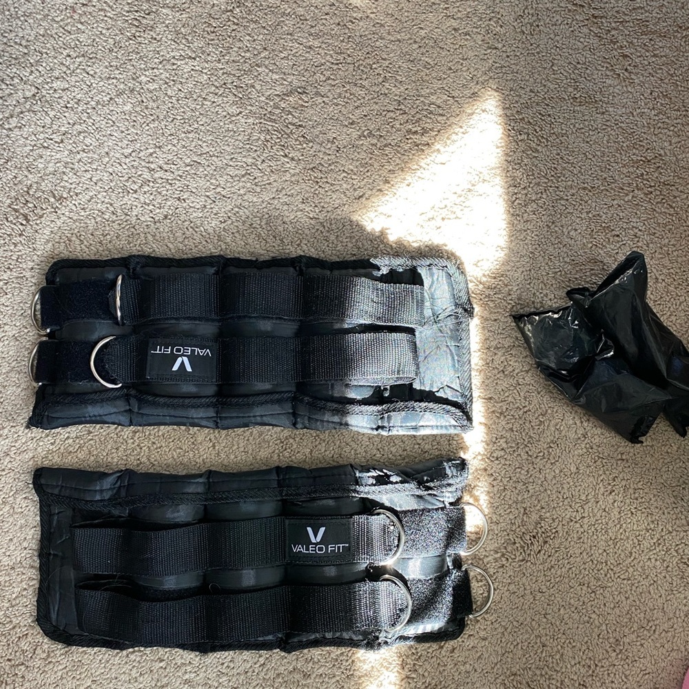 Valeo fit ankle weights (5lb)